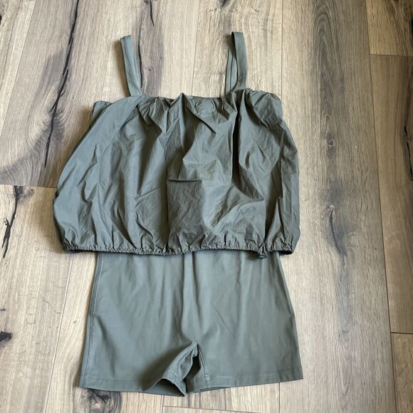 Daily Drills Pants - Daily Drills Bubble Romper Size Medium Playsuit Olive Green Nylon Stretch EUC
